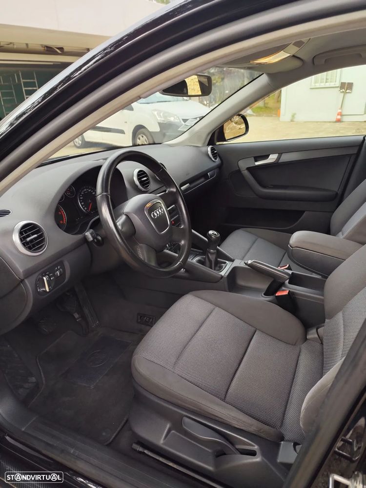 Audi A3 Sportback 1.6 TDI Attraction - 19