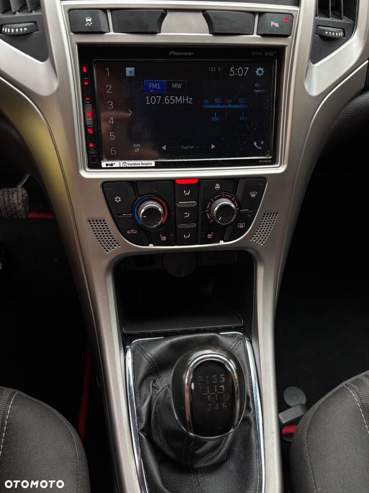 Opel Astra 1.4 Turbo - 17