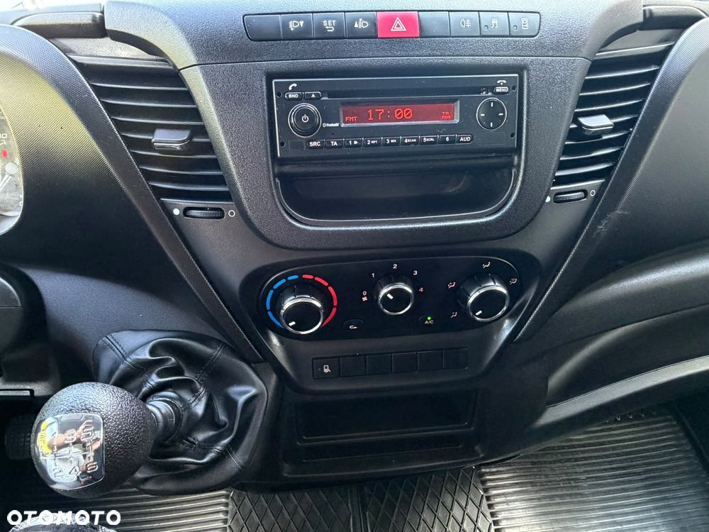 Iveco Daily 35C13 Kontener 8 Palet z windą Kontener meblowy - 14