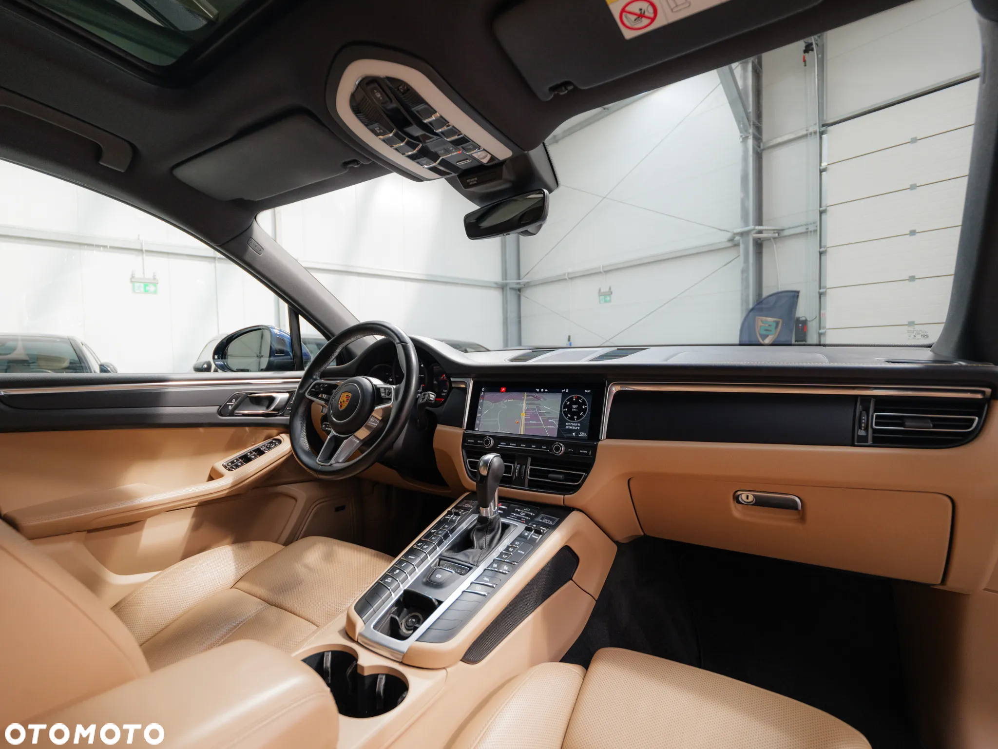 Porsche Macan Standard - 23