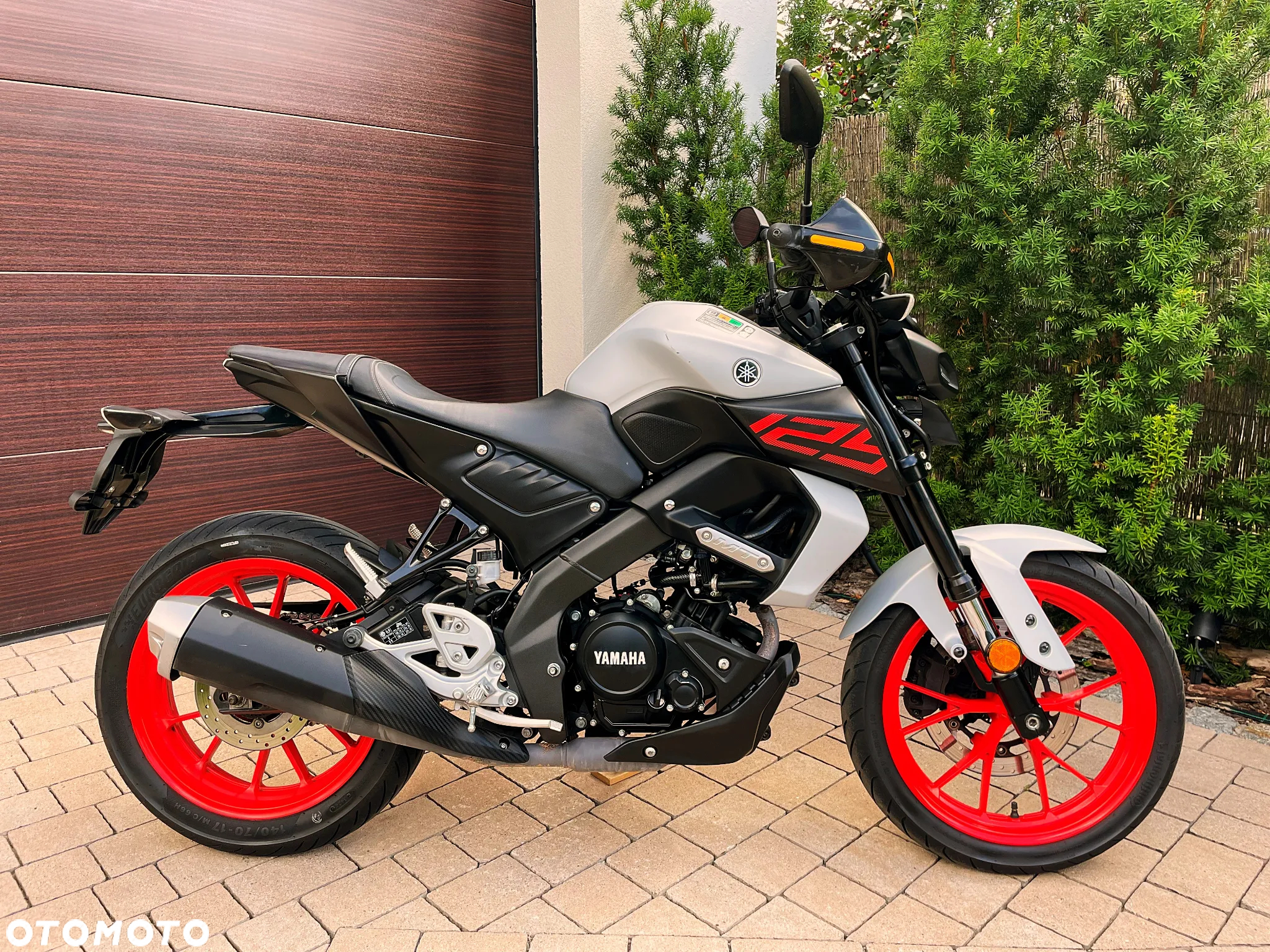 Yamaha MT - 2
