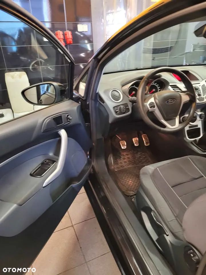Ford Fiesta 1.4 Ghia - 3