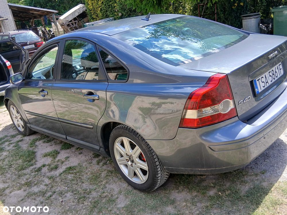 Volvo S40 - 1