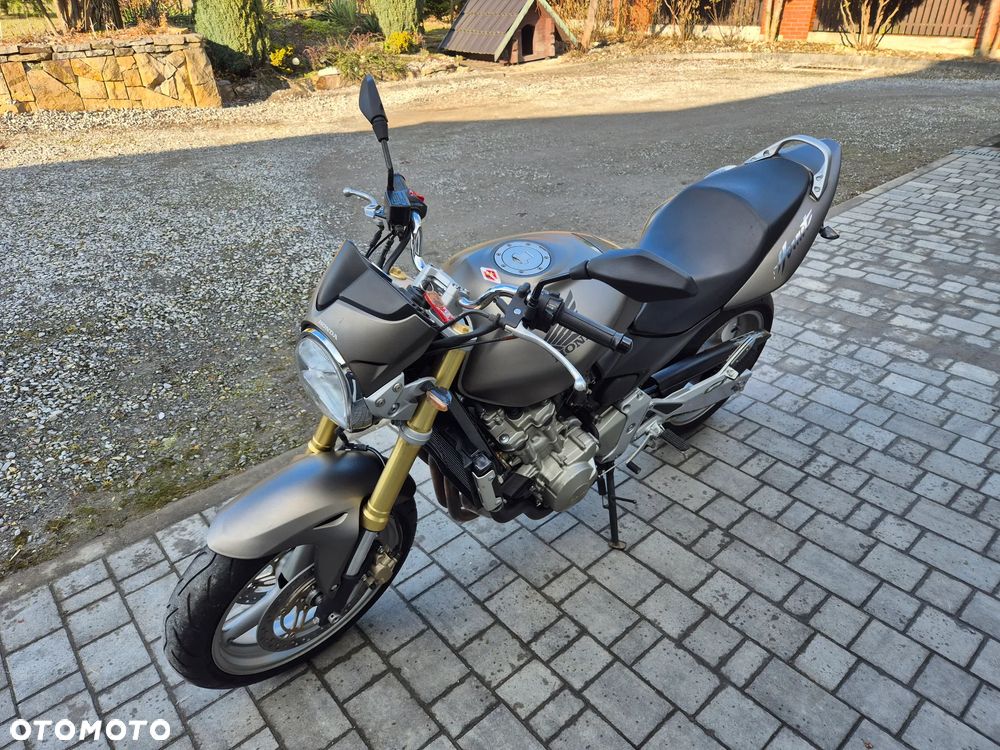 Honda Hornet - 25