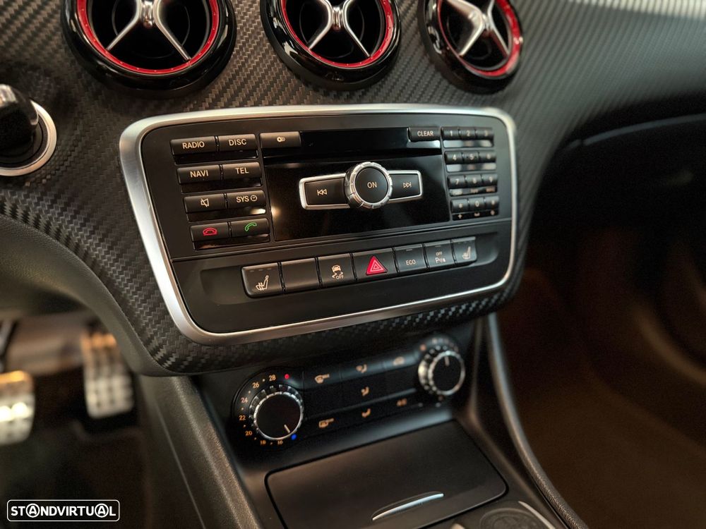Mercedes-Benz A 45 AMG 4Matic Speedshift 7G-DCT - 14