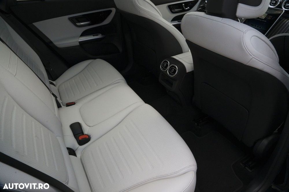 Mercedes-Benz GLC - 7