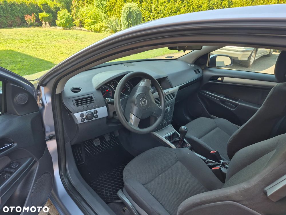 Opel Astra 1.6 Enjoy - 10