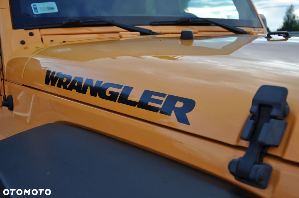 Jeep Wrangler - 2