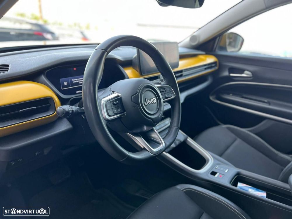 Jeep Avenger 54 kWh Summit - 5