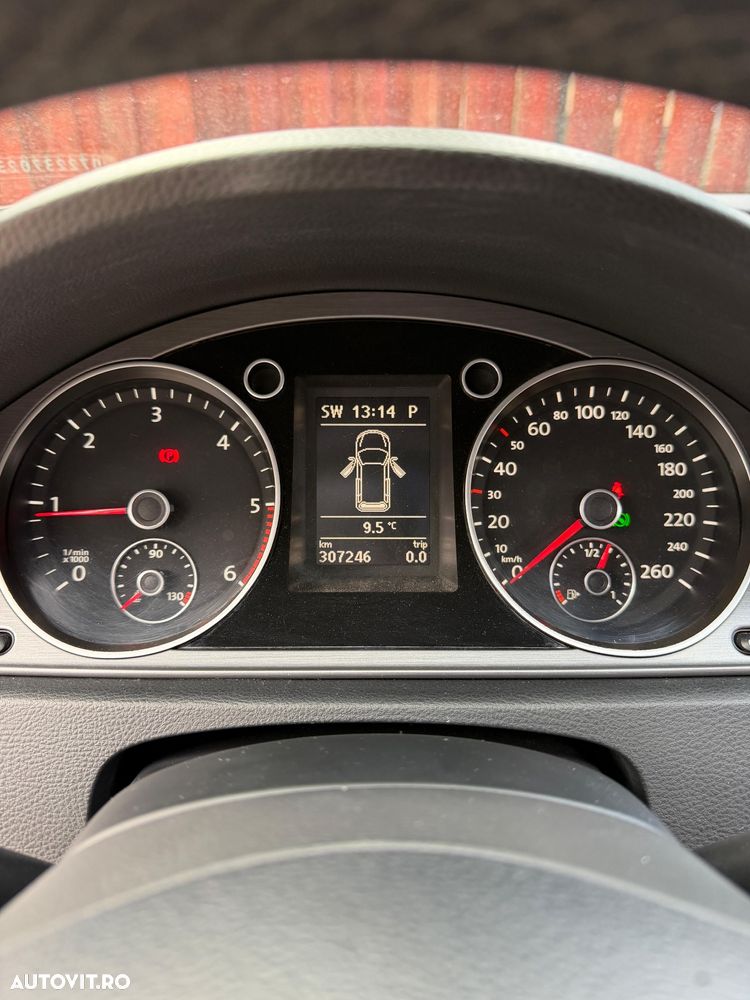 Volkswagen Passat 2.0 TDI 4Motion BlueMotion Technology Comfortline DSG - 2