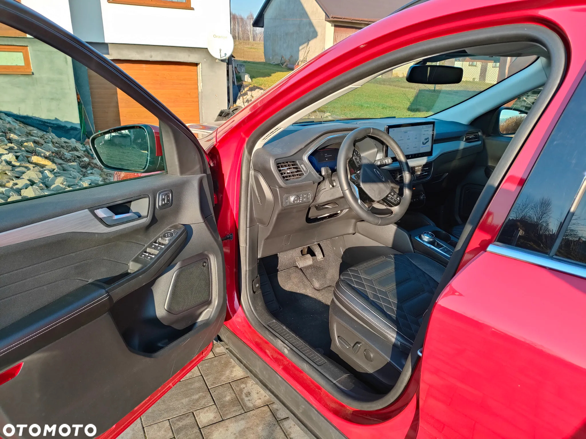 Ford Escape 2.0 EcoBoost AWD Titanium - 10