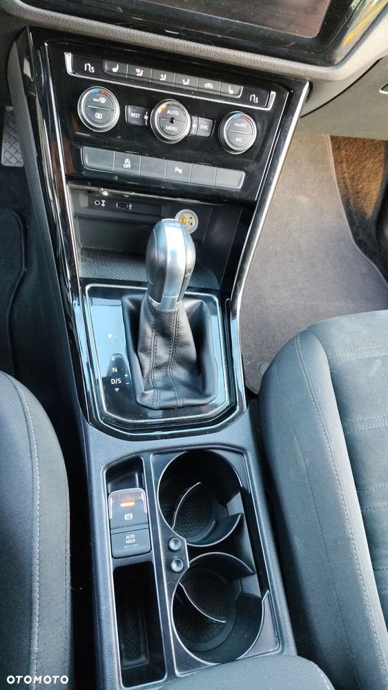Volkswagen Touran 2.0 TDI BMT Highline DSG - 22