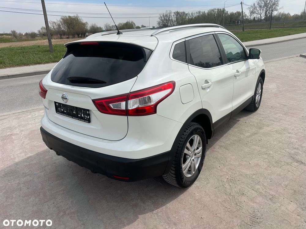 Nissan Qashqai 1.6 DIG-T Tekna - 2