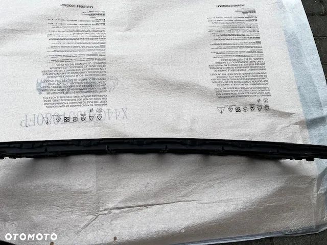 KRATKA ŚRODKOWA ZDERZAKA PRZÓD VOLVO XC60 II 2 2017-, 31425175 - 5