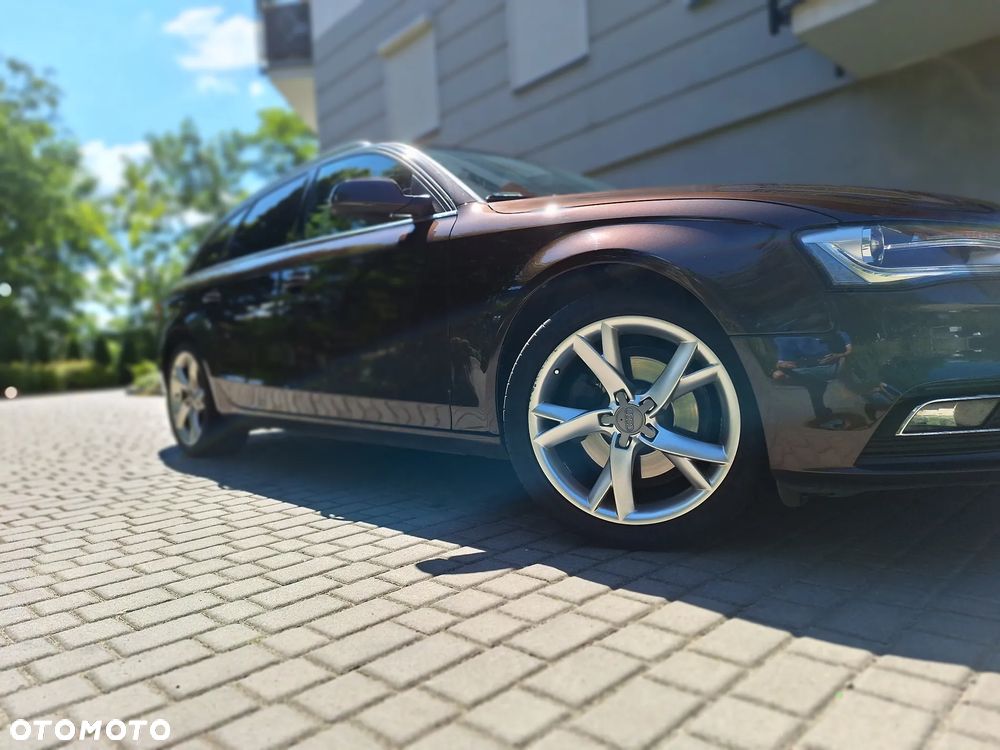 Audi A4 Avant 2.0 TDI - 1