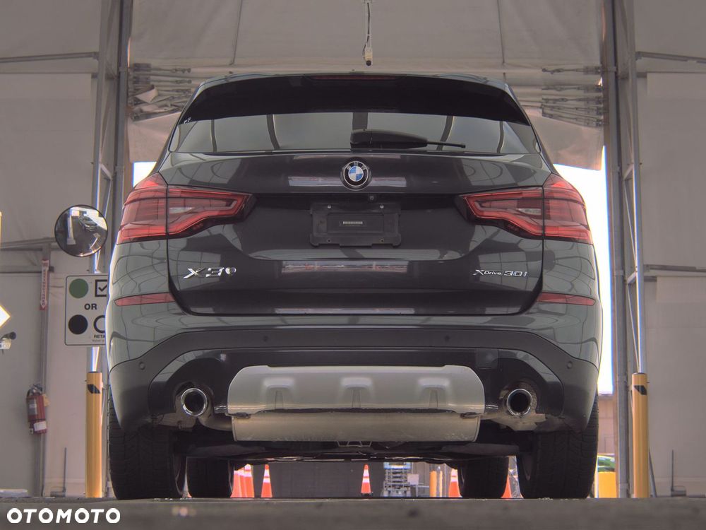 BMW X3 xDrive30i Luxury Line sport - 8