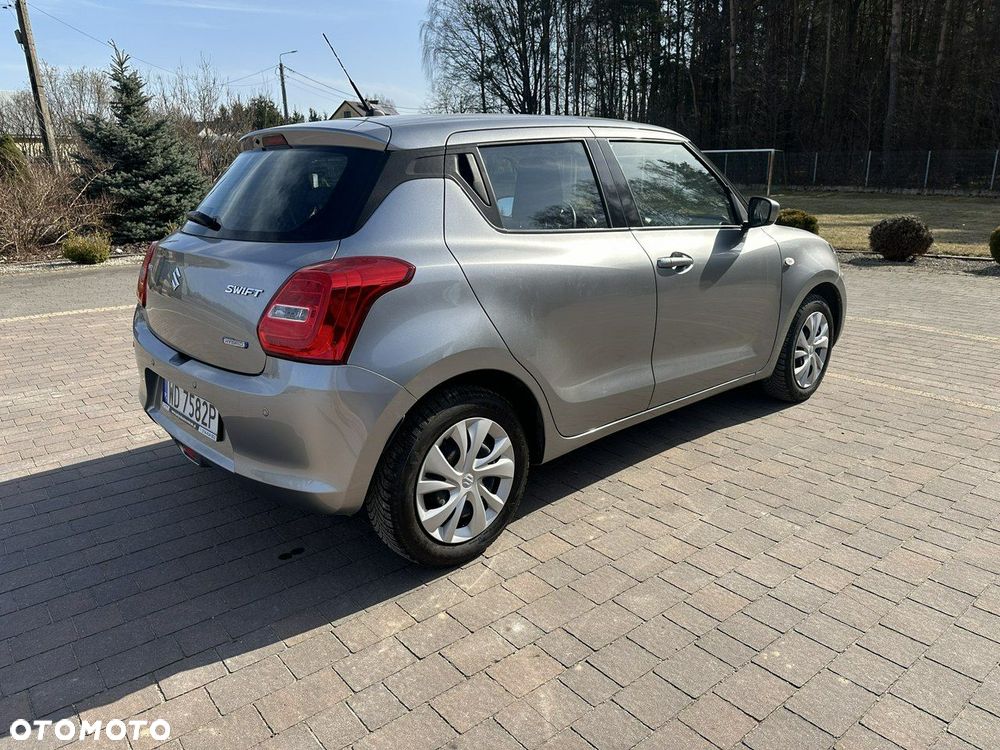 Suzuki Swift - 10