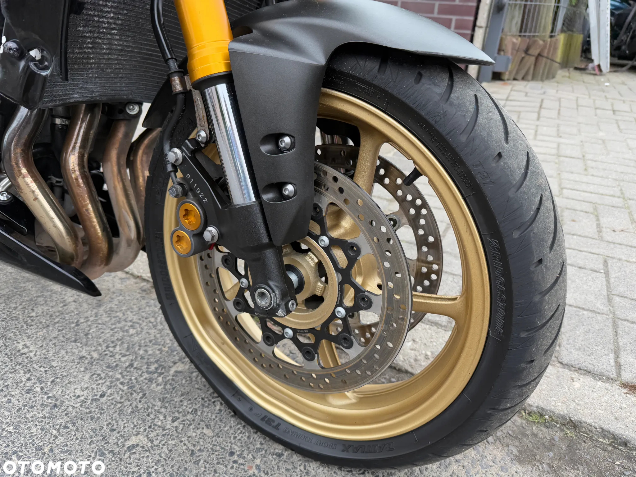 Yamaha FZ8 - 14