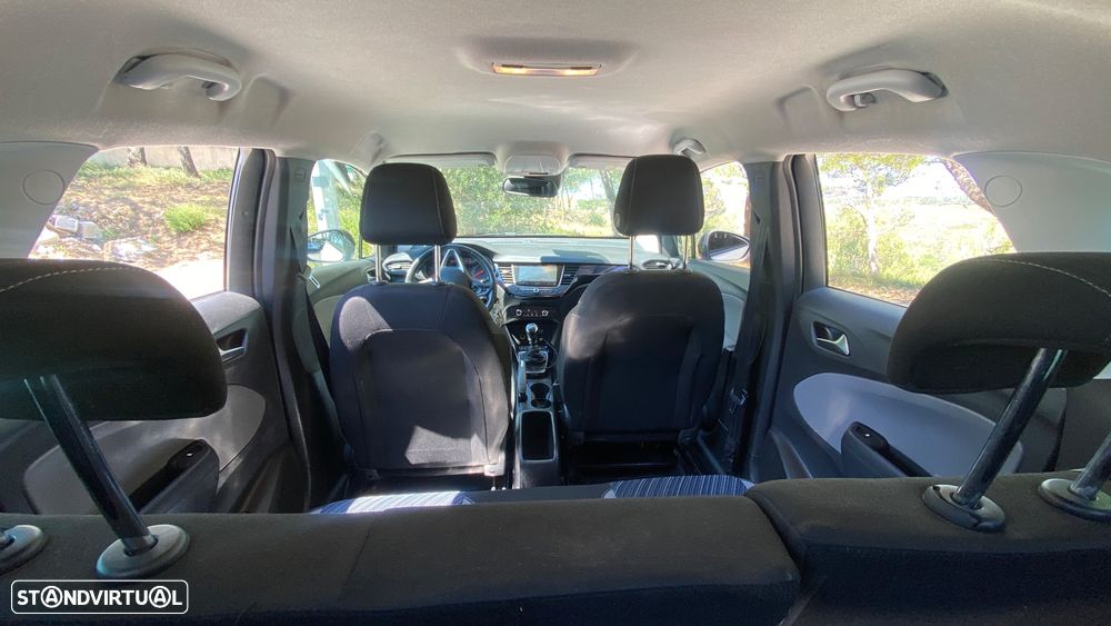 Opel Crossland X - 11