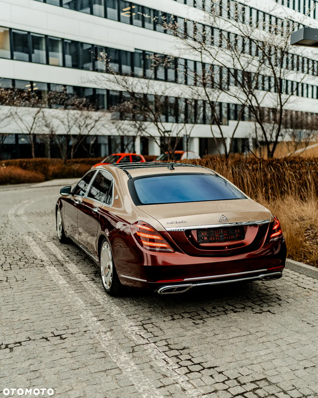 Mercedes-Benz Maybach Klasa S 560 4-Matic - 4
