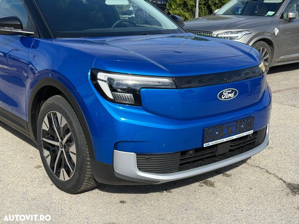 Ford Explorer - 5