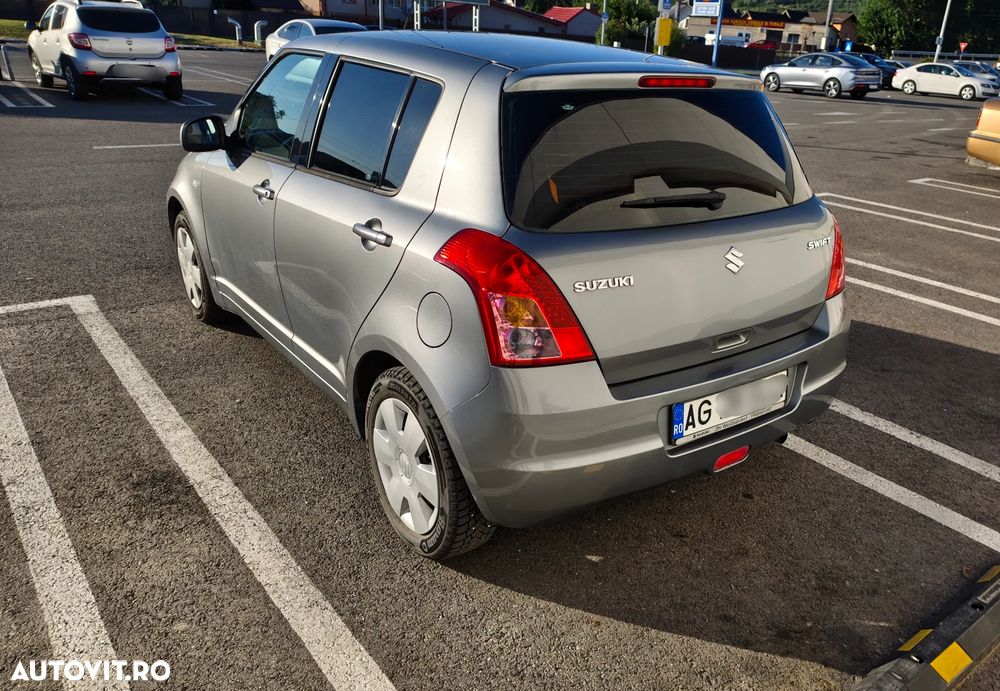 Suzuki Swift - 3