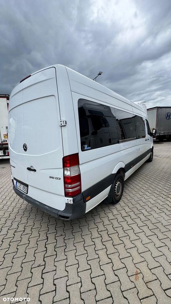 Mercedes-Benz Sprinter - 6