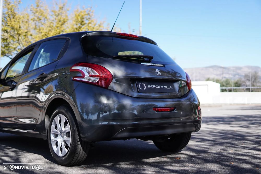 Peugeot 208 1.2 PureTech Style - 24