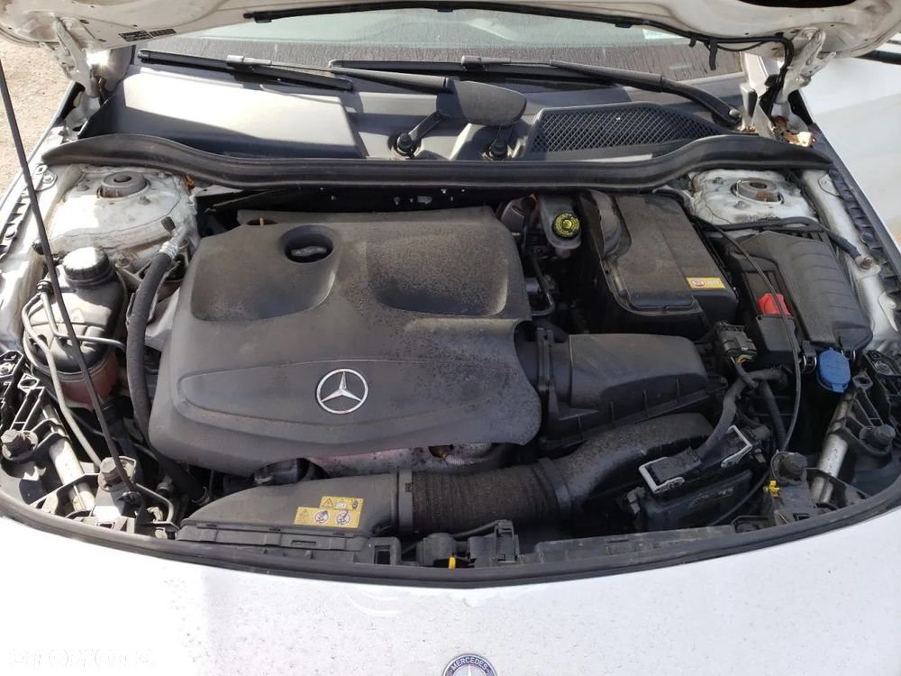 Mercedes-Benz CLA 250 4-Matic - 12