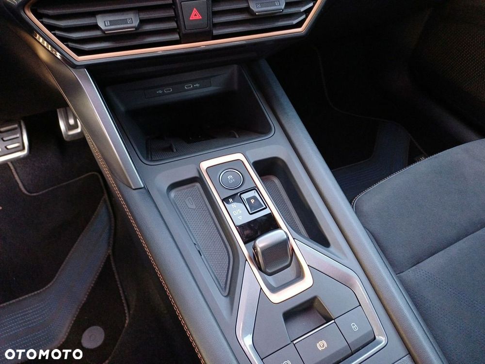 Cupra Formentor 1.5 eTSI mHEV DSG - 20