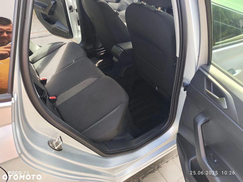 Volkswagen Polo - 12