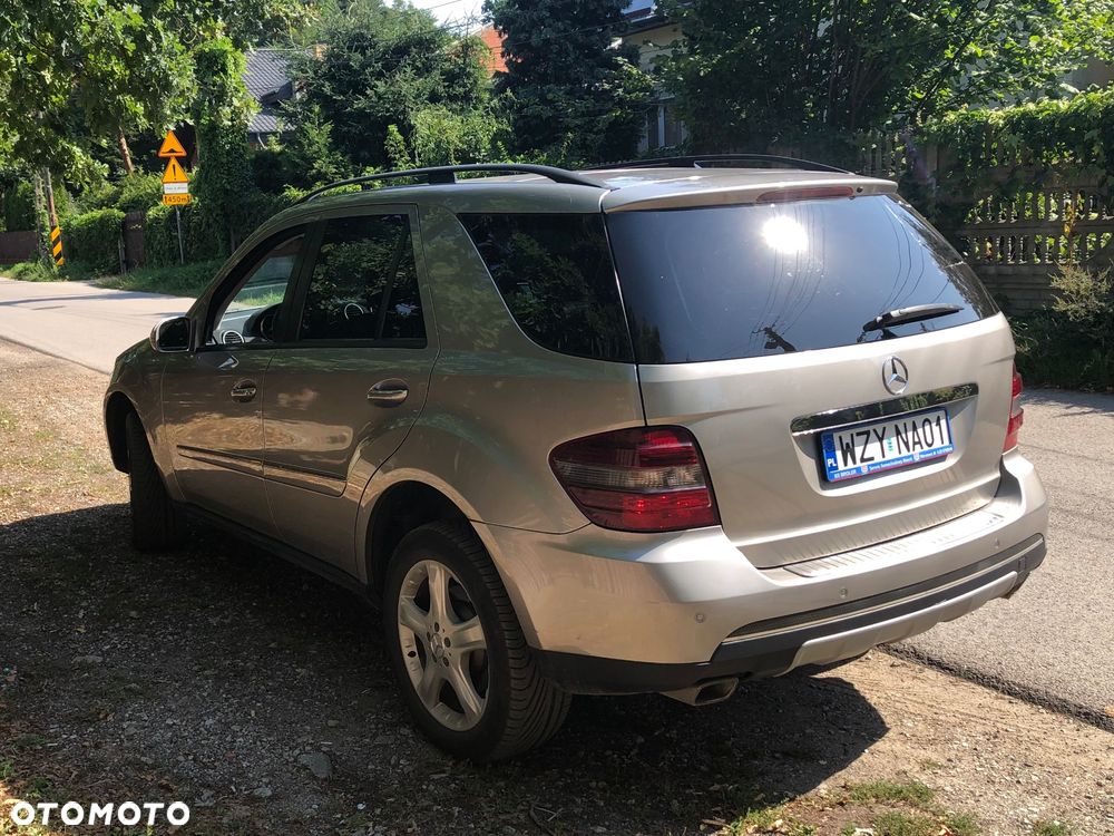 Mercedes-Benz ML - 8