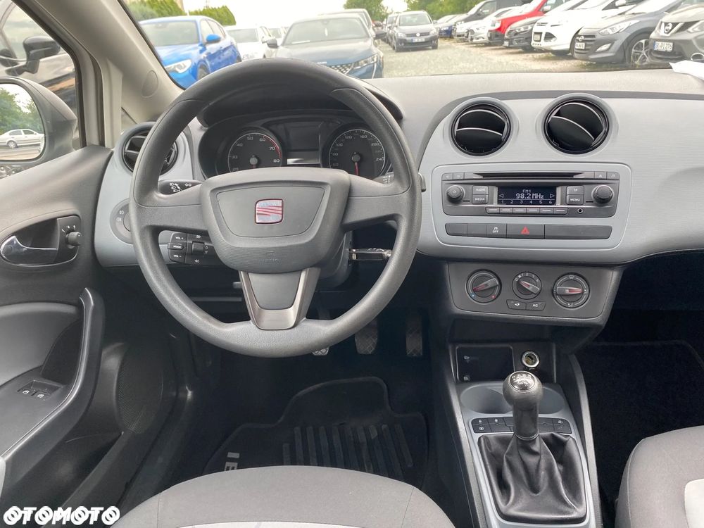Seat Ibiza 1.4 16V Reference - 28