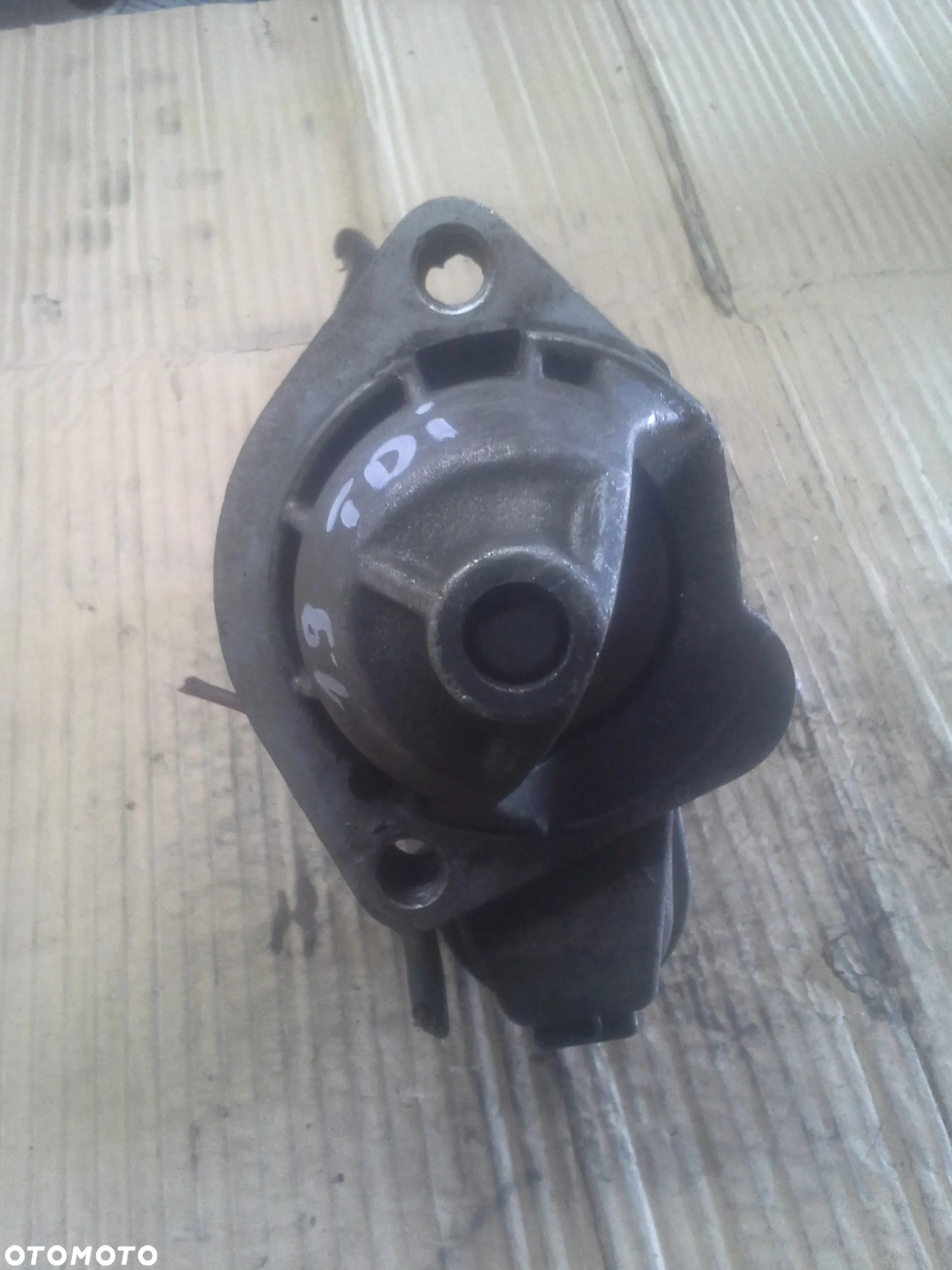 Audi Seat Skoda Volkswagen 1.9 TDi rozrusznik Valeo - 12
