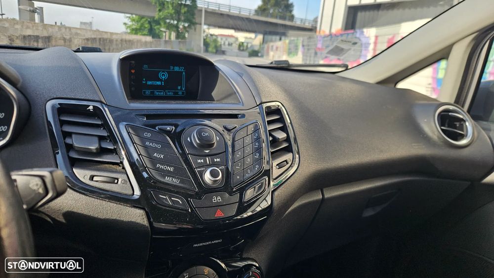 Ford Fiesta 1.6 TDCI Individual - 10