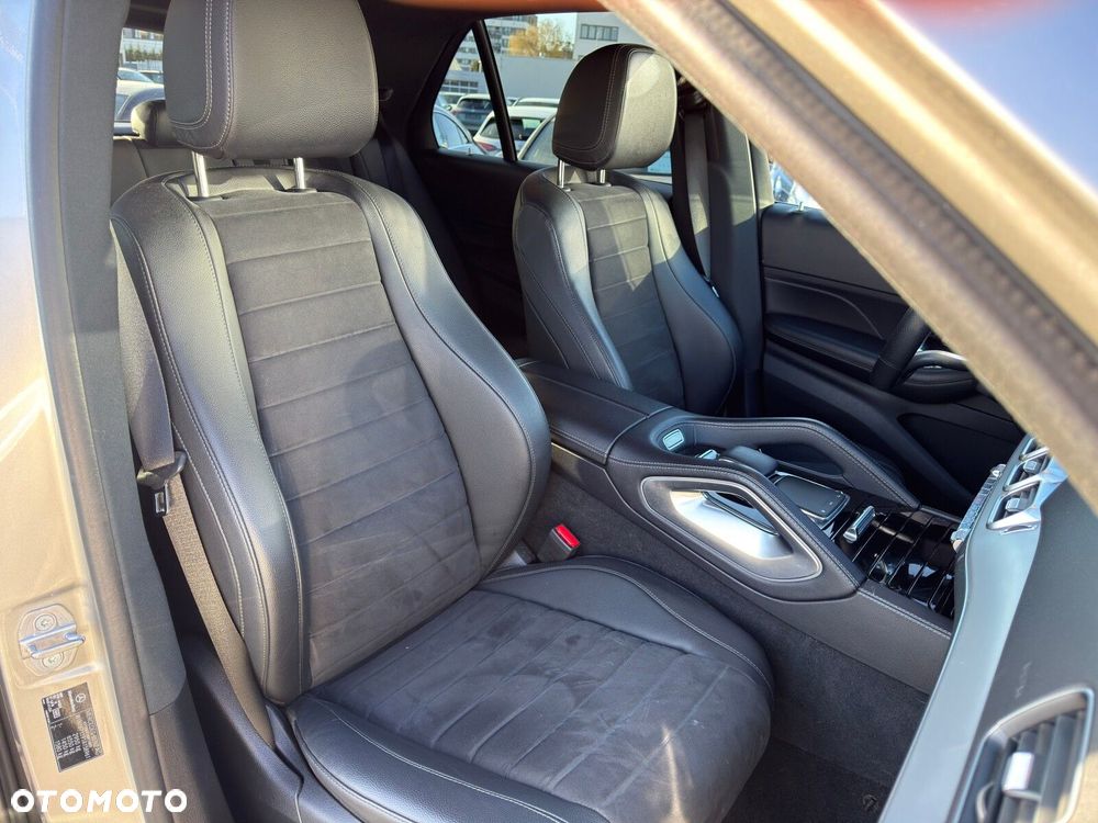 Mercedes-Benz GLE 300 d 4-Matic - 25