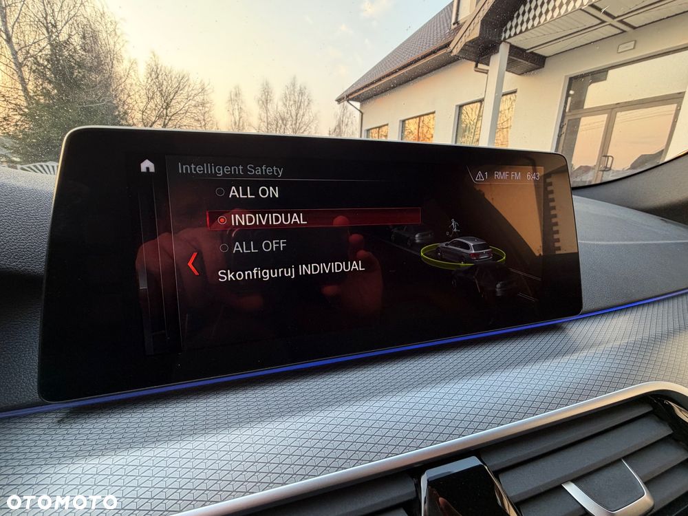 BMW Seria 5 520d M Sport Edition - 37