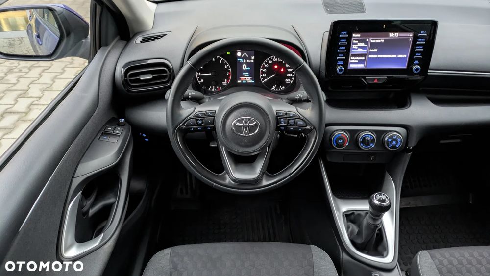 Toyota Yaris 1.5 Comfort - 10