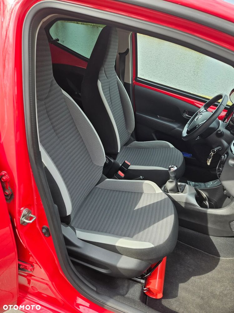 Toyota Aygo 1.0 VVT-i Color Edition - 13