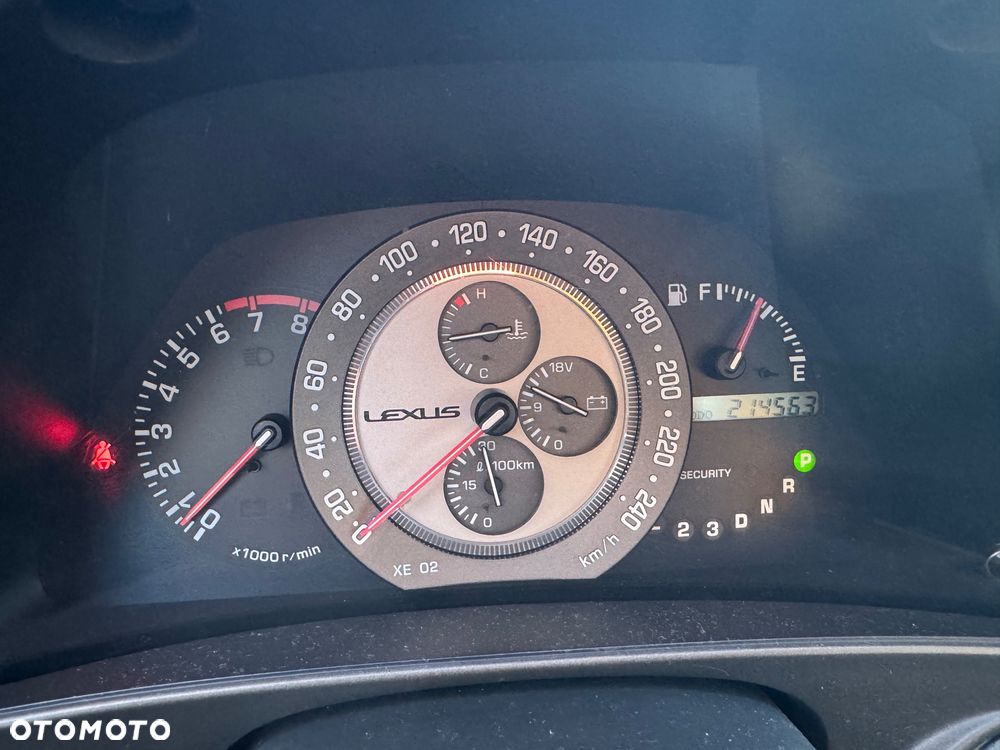 Lexus IS 200 Elegance - 8