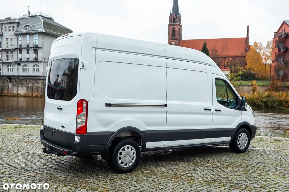 Ford Transit - 19