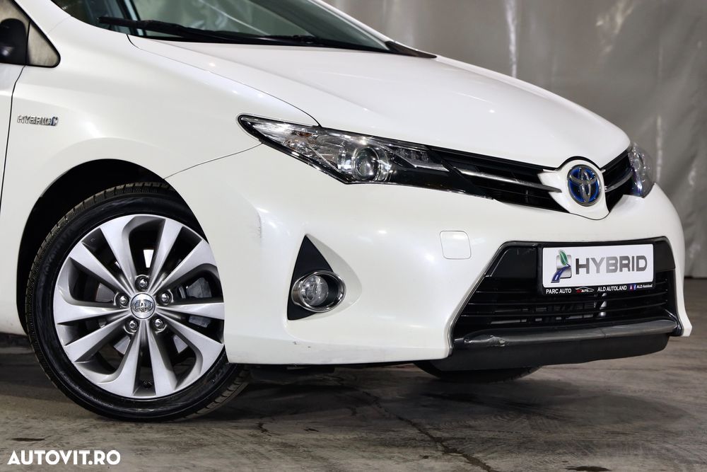 Toyota Auris 1.8 L VVT-i Hybrid Luna - 28