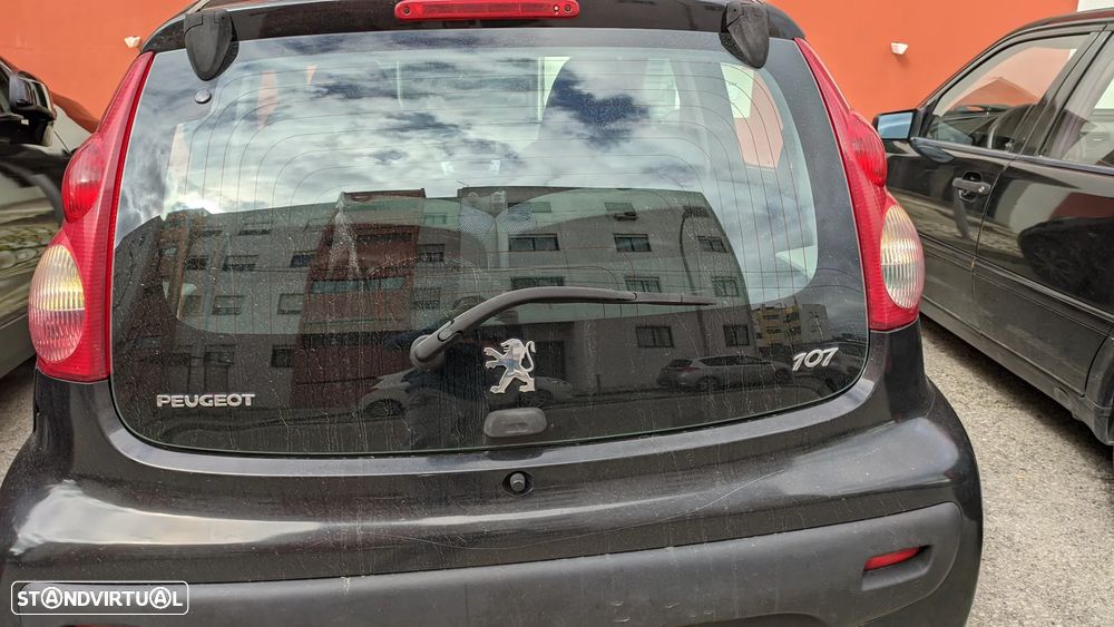 Peugeot 107 1.0 Trendy - 1