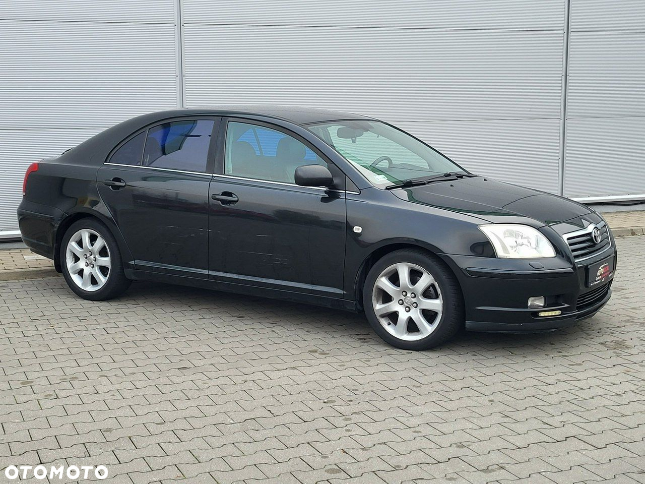 Toyota Avensis - 2