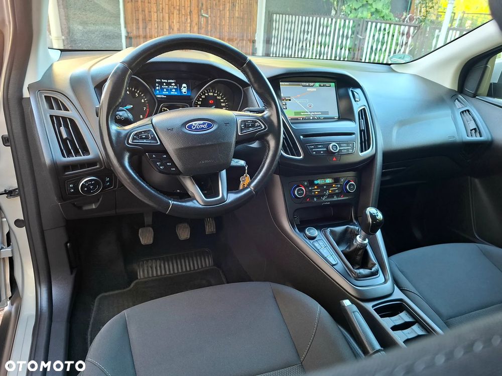 Ford Focus - 19