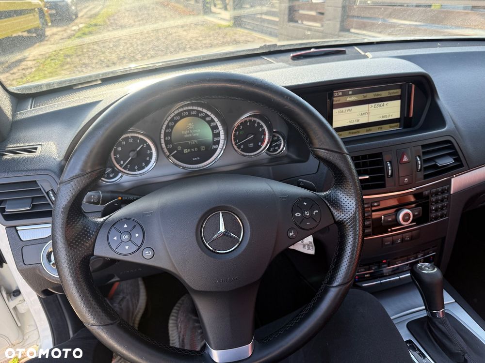 Mercedes-Benz Klasa E 350 Elegance Sport Edition - 25