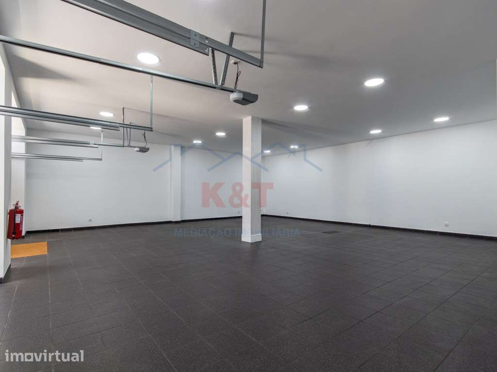 Moradia T4 com garagem e quintal - Grande imagem: 5/48