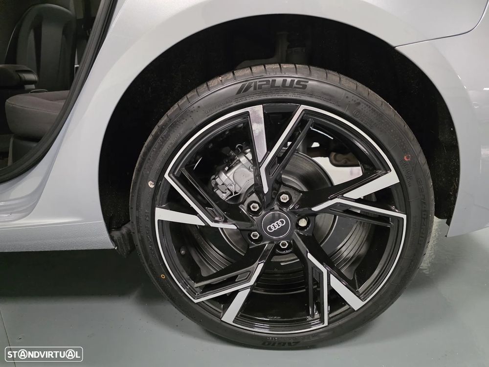 Audi A3 Sportback 1.6 TDI Design - 37