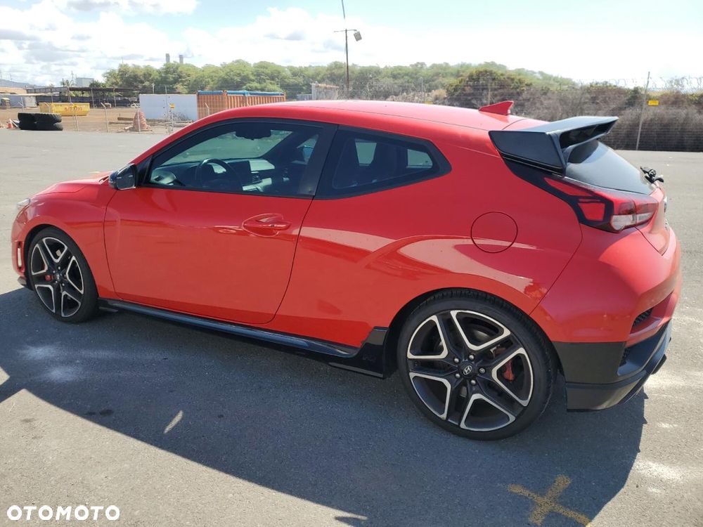 Hyundai Veloster - 6