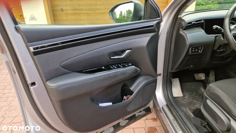 Hyundai Tucson 1.6 T-GDi HEV Executive 4WD - 6